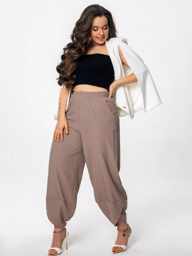 Pantalon Chic à Coupe Évasée 🌸